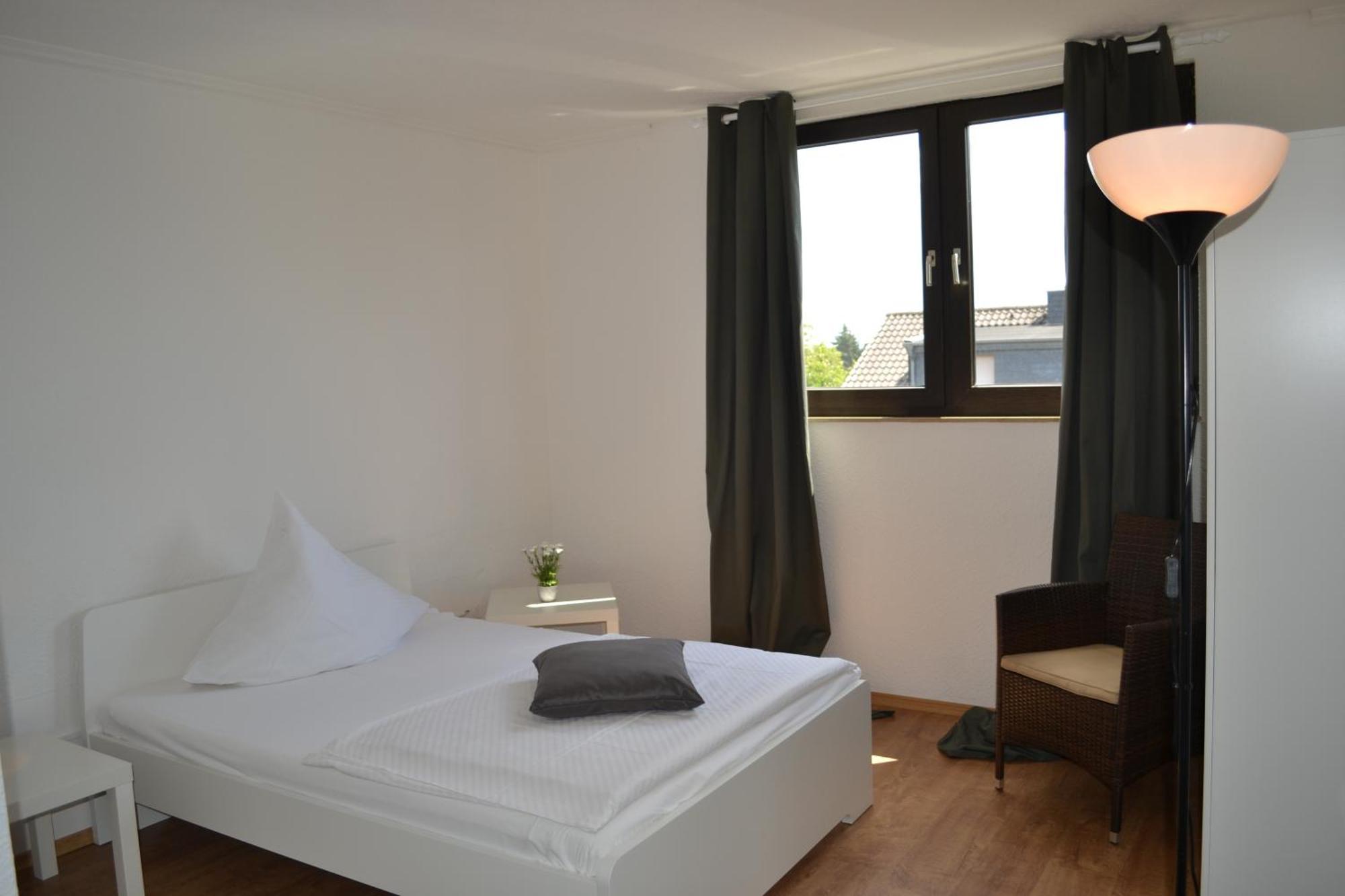 Hotel Garni Zum Dorfbrunnen Bornheim (Rheinland) Quarto foto