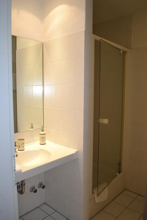 Hotel Garni Zum Dorfbrunnen Bornheim (Rheinland) Quarto foto